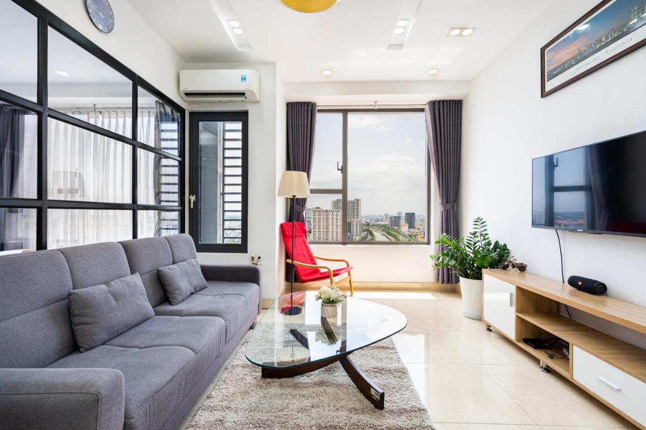 Apartment Infinity Pool Signature - Saigon Rivergate *